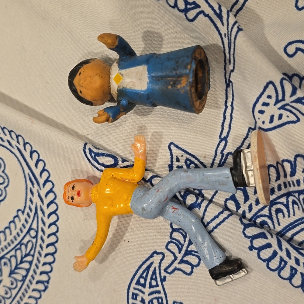 ❤️10/$10 Vintage figures plastic and rubber